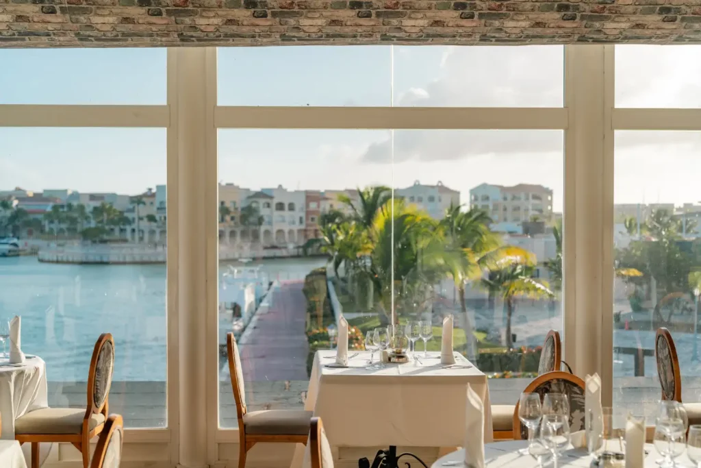 SI Resorts Marina & Villas — Bambino's Italian Restaurant 12