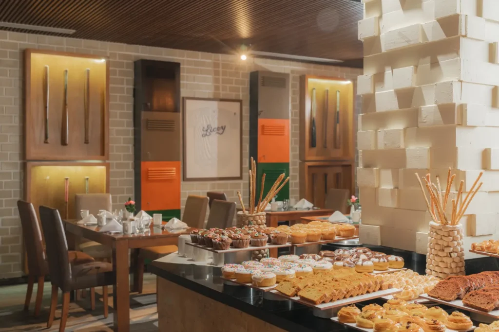 SI Resorts Marina & Villas — The Dugout Food Display 4